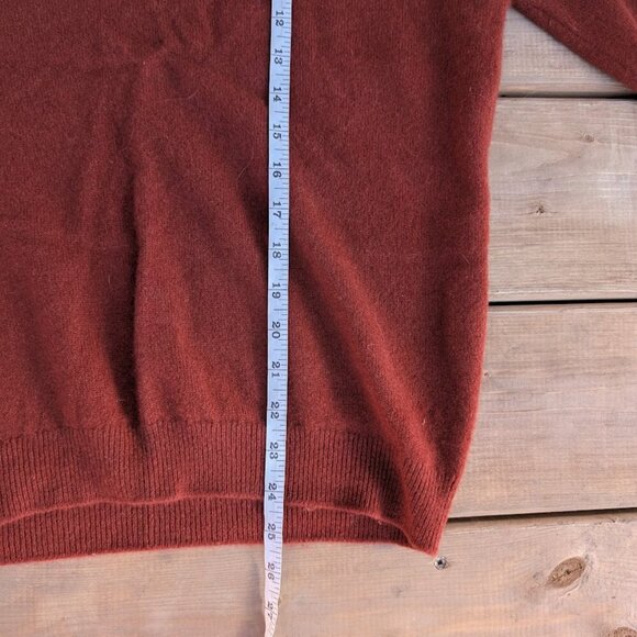 Vintage 70s The Bay by Alan Paine Lambswool V Neck Sweater - Picture 4 of 5